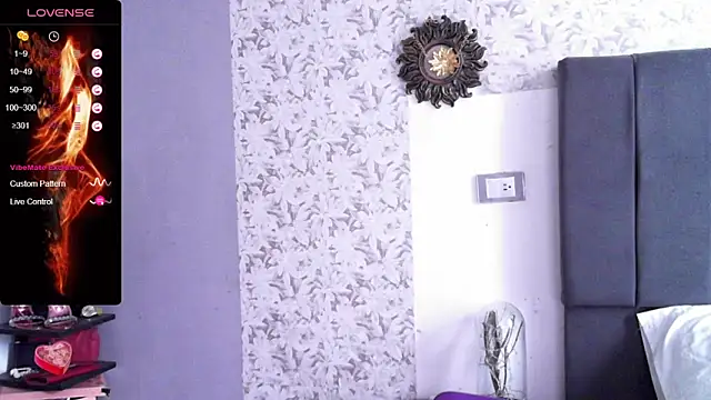 Snapshot of Sweet-Angie chatting on 03.07.25 Sweet-Angie online show from 03.07.25