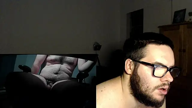 Snapshot of fck_boy123 chatting on 12.22.24 fck boy123 online show from 12.22.24