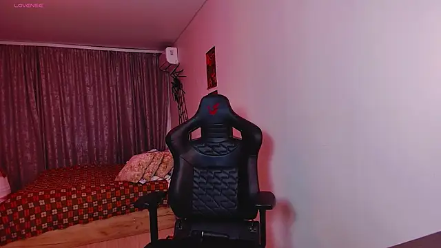  whiteprincess online show from 10.21.25