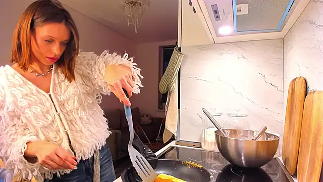 Kossie  online show from 02.01.25