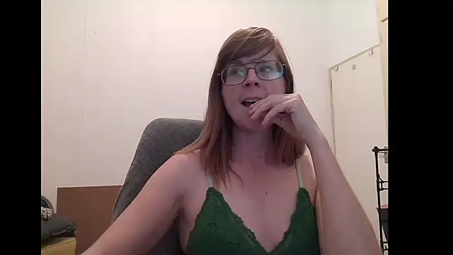 Snapshot of SavannaGirly chatting on 06.03.26 SavannaGirly online show from 06.03.26