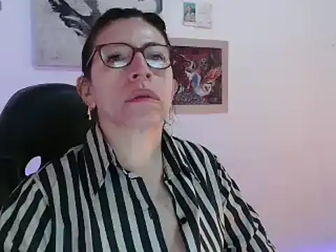 Chayla Ruiz online show from 12.27.24