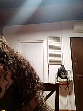 CurlyElisa online show from 04.07.26