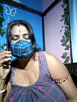 parioo7 online show from 02.15.25