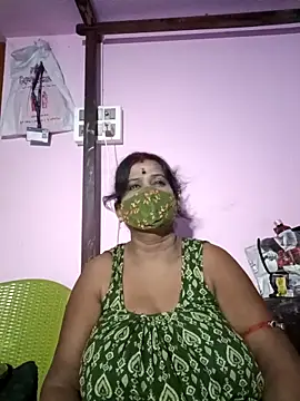 Snapshot of parioo7 chatting on 10.13.25 parioo7 online show from 10.13.25