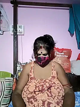 Snapshot of parioo7 chatting on 10.19.25 parioo7 online show from 10.19.25