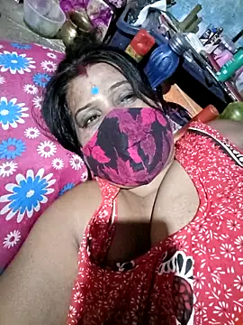 Snapshot of parioo7 chatting on 10.21.25 parioo7 online show from 10.21.25