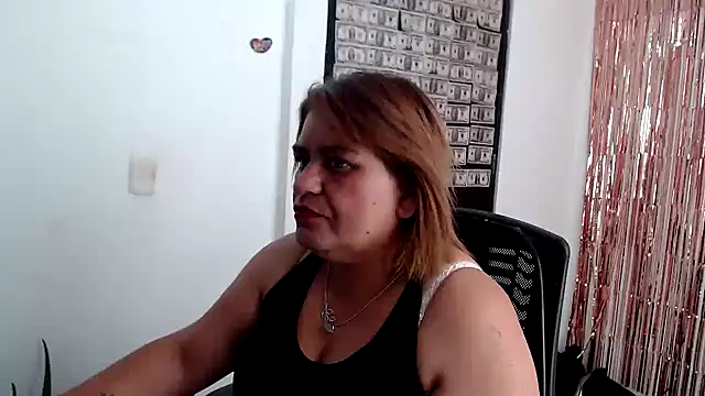 Snapshot of NAILAH_SANZ chatting on 01.28.25 NAILAH SANZ online show from 01.28.25