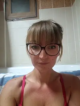 MissMialicious online show from 03.10.25