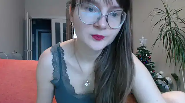 KiraGoldens online show from 01.31.25