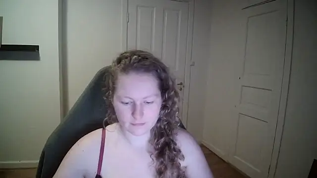 Snapshot of Girlnina-1995 chatting on 01.30.25 Girlnina-1995 online show from 01.30.25