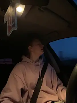 Snapshot of Girlnina-1995 chatting on 11.07.25 Girlnina-1995 online show from 11.07.25