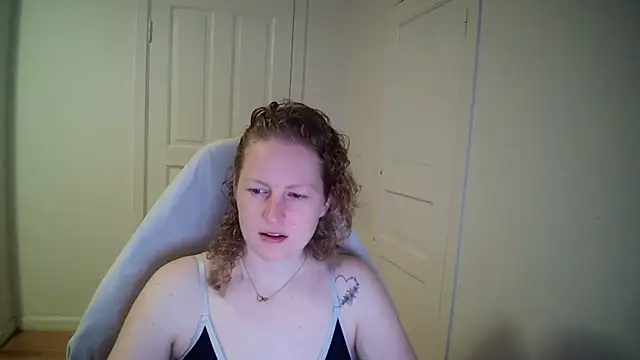 Girlnina-1995 online show from 04.07.26