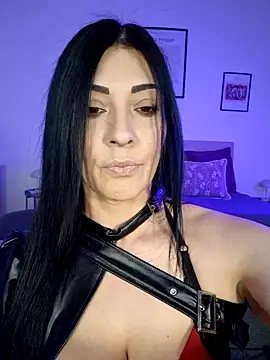 AryaSummersReal online show from 01.19.25