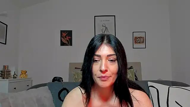 AryaSummersReal online show from 01.26.25