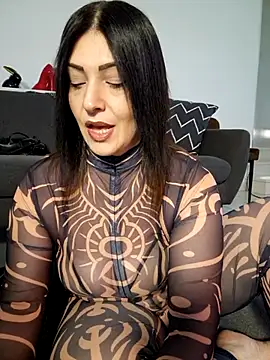 AryaSummersReal online show from 04.12.26