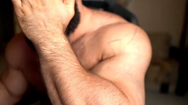 Snapshot of mike0xx chatting on 10.02.25 mike0xx online show from 10.02.25