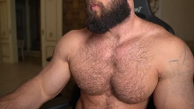 Snapshot of mike0xx chatting on 10.03.25 mike0xx online show from 10.03.25