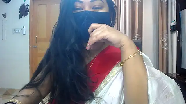lady maeda  online show from 02.04.25