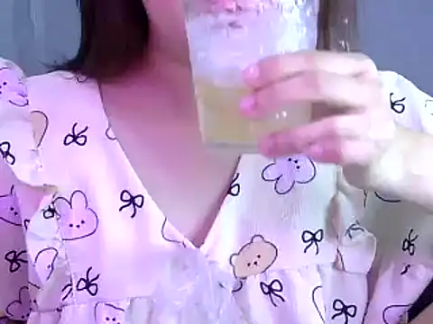 Bee 2k online show from 03.08.25