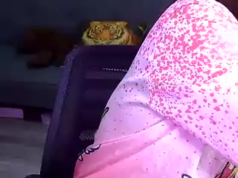 Bee 2k online show from 11.10.25