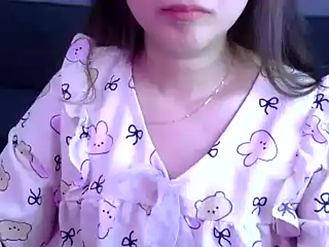 Bee 2k online show from 04.17.26