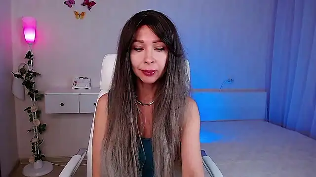 Snapshot of wendifoste chatting on 11.11.25 wendifoste online show from 11.11.25