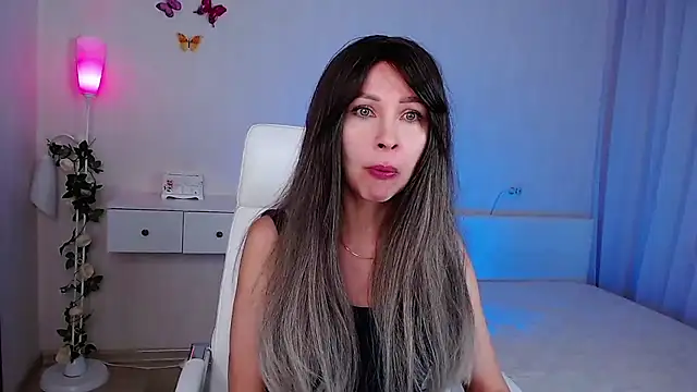 wendifoste online show from 11.24.25