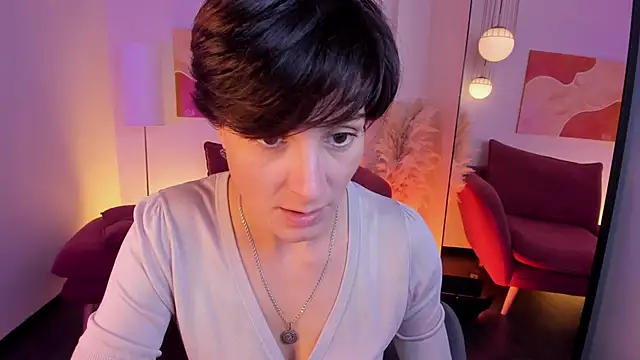 LorenDaze online show from 10.11.25