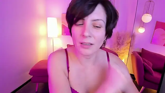 LorenDaze online show from 12.13.25