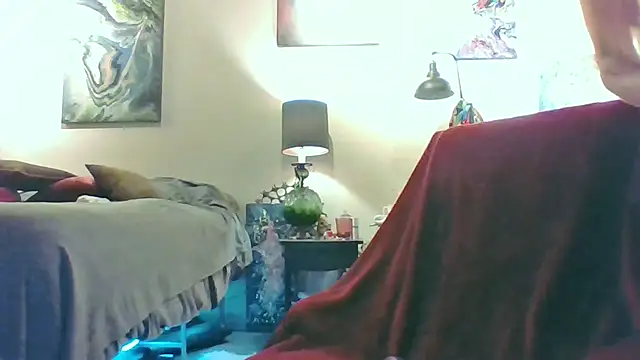 Snapshot of eatmeplease44 chatting on 10.05.25 eatmeplease44 online show from 10.05.25