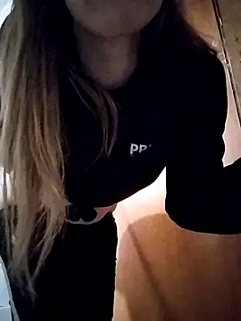 Snapshot of eatmeplease44 chatting on 10.14.25 eatmeplease44 online show from 10.14.25