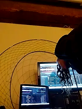 eatmeplease44 online show from 12.03.25