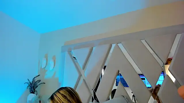 malejabenzz online show from 02.18.25