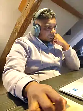 Bandusrilankasexymen online show from 03.19.25