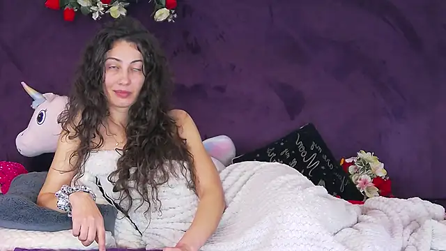 Snapshot of Jayllene chatting on 12.17.25 Jayllene online show from 12.17.25