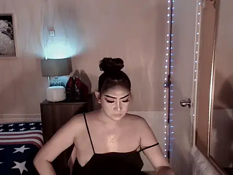 Biancafoxie online show from 10.22.25