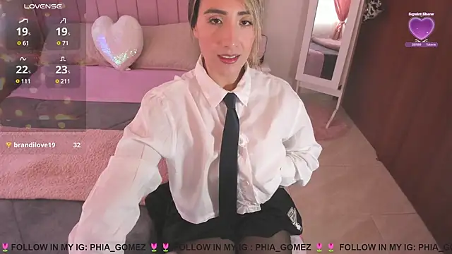 whitneyhot online show from 12.31.24