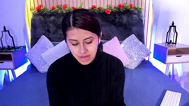 Karlagonzales  online show from 02.05.25