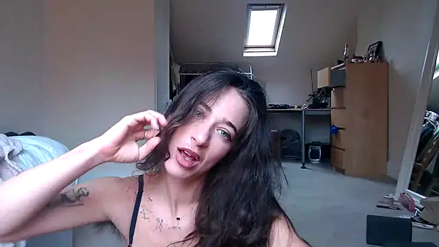 KlaraDelgado online show from 09.26.25
