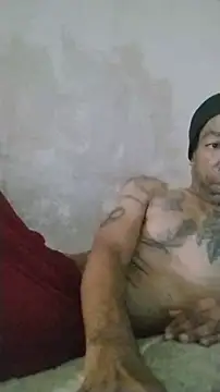 Snapshot of 247Srokin chatting on 10.24.25 247Srokin online show from 10.24.25