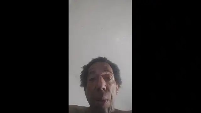 Snapshot of 247Srokin chatting on 11.10.25 247Srokin online show from 11.10.25