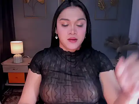 MaxeneCullens online show from 09.30.25