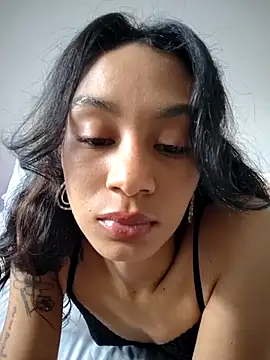 Leaberry online show from 12.15.25