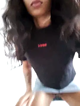 Leaberry online show from 12.17.25