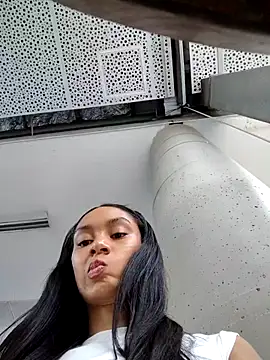 Snapshot of Leaberry chatting on 02.09.26 Leaberry online show from 02.09.26