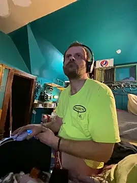 Snapshot of charactrzero chatting on 12.02.24 charactrzero online show from 12.02.24