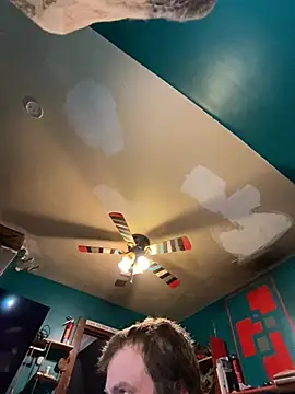 Snapshot of charactrzero chatting on 12.20.24 charactrzero online show from 12.20.24