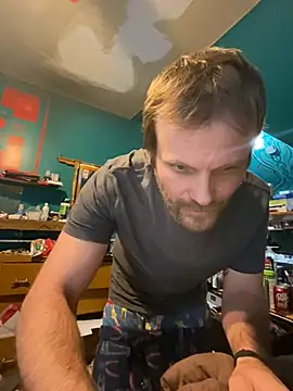 Snapshot of charactrzero chatting on 12.25.24 charactrzero online show from 12.25.24