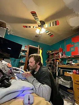 Snapshot of charactrzero chatting on 01.11.25 charactrzero online show from 01.11.25